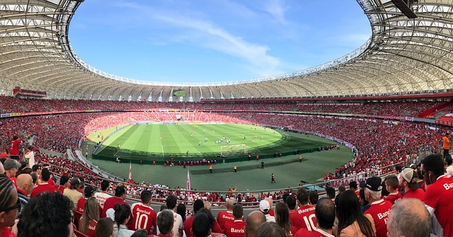 但曼城全队